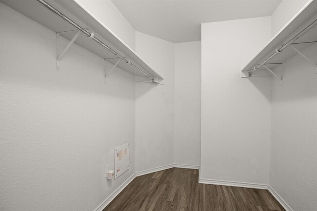 Building Photo - 13400 Gilwell Dr