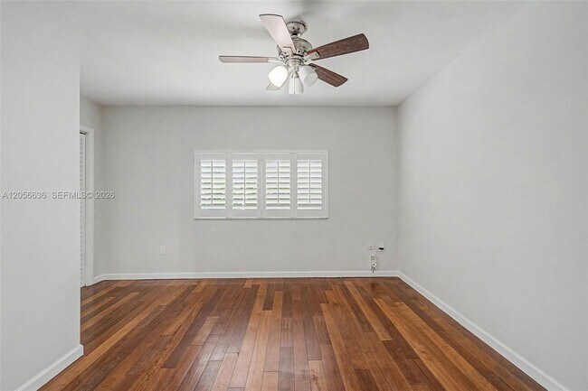 Building Photo - 15540 SW 82nd Ct