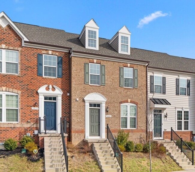 Building Photo - 9408 Adelaide Ln