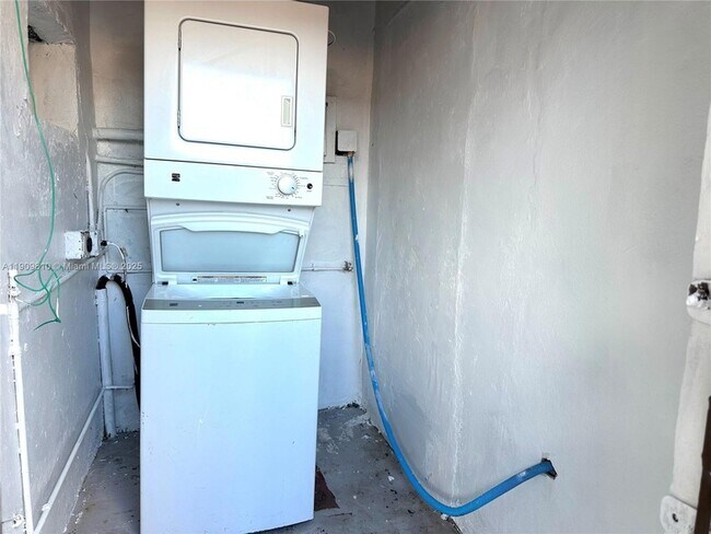 Building Photo - 4763 NW 3rd St