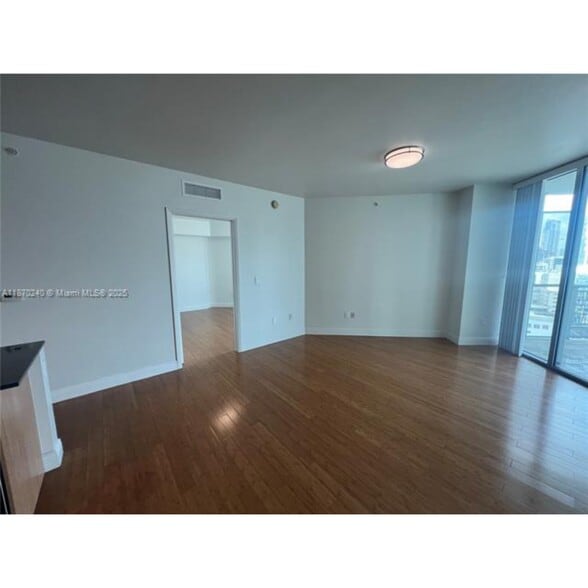 Building Photo - 350 S Miami Ave