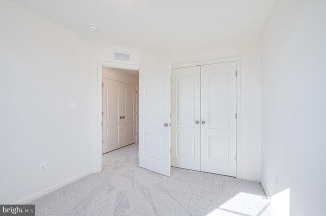 Building Photo - 115 Tuxford Rd