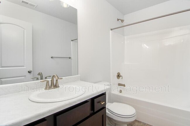 Building Photo - 16426 Bull Spring Rd