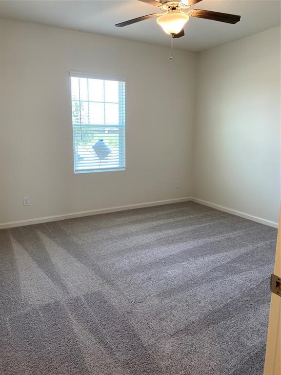 Building Photo - 4092 Scarlet Oak Ln
