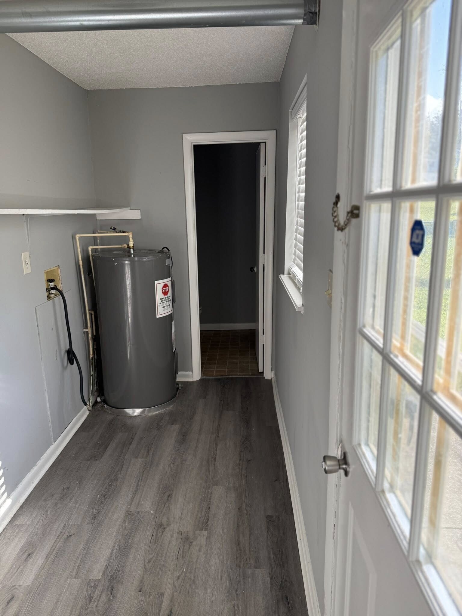 Laundry room - 132 Circle Dr