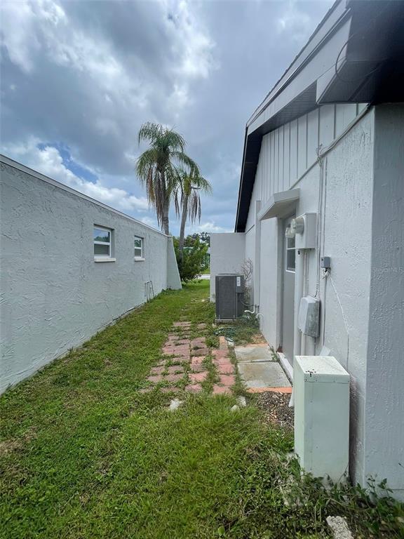 Building Photo - 3704 Haven Dr