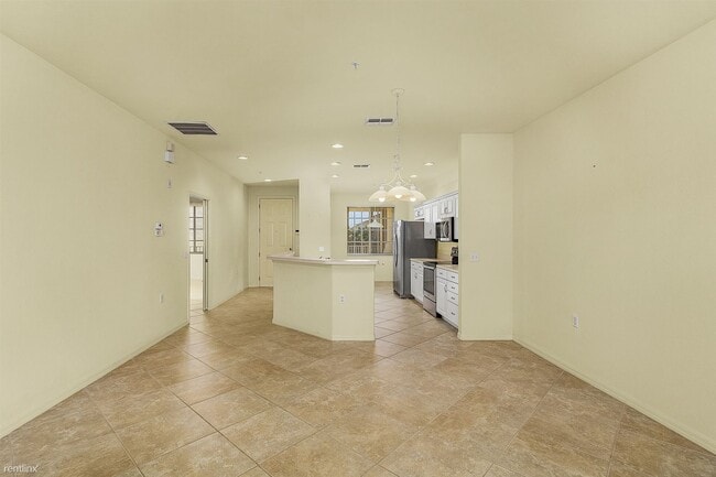 Building Photo - 2 br, 2 bath Condo - 20031 Sanibel View Ci...