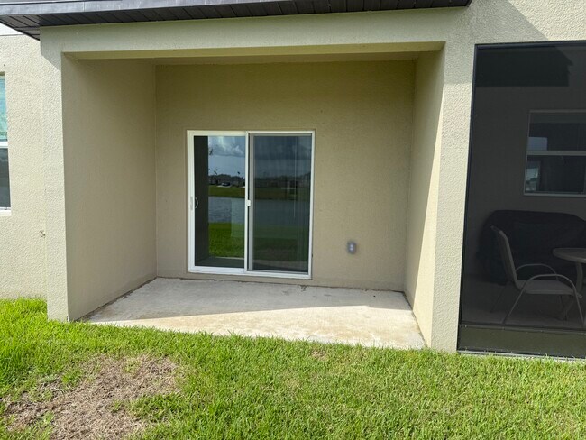 Building Photo - 9272 Bonita Mar Dr