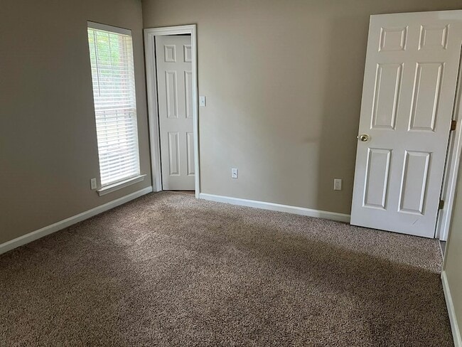 Building Photo - 11696 Accord Cove