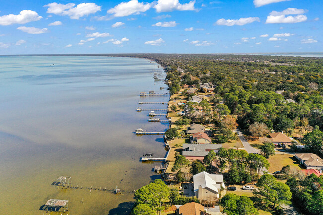 Building Photo - 3876 Paradise Bay Dr