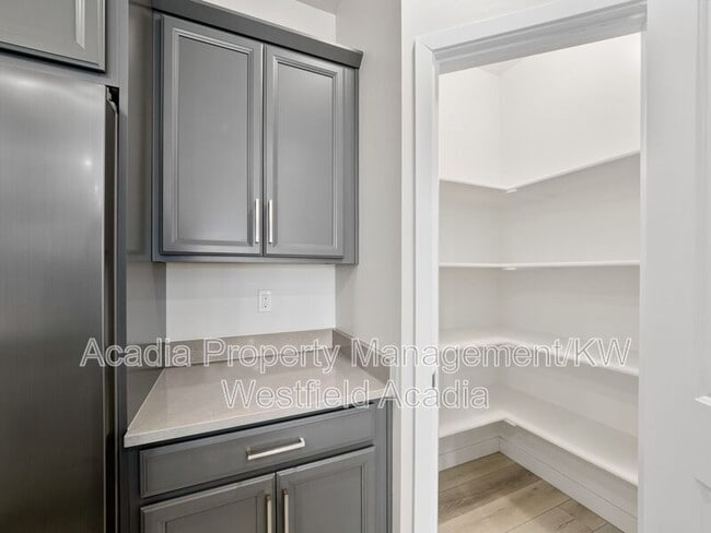 Building Photo - 15083 S Reins Wy
