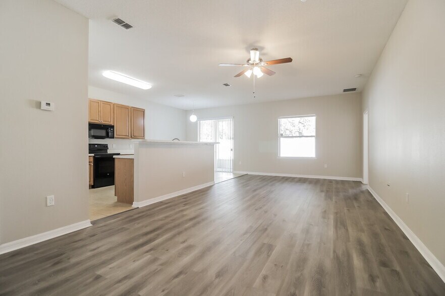 Building Photo - 4831 Petal Pawpaw Ln