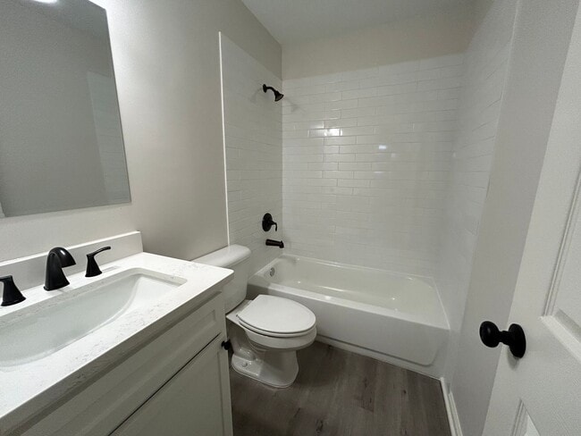 Building Photo - 1154 S Washington Ave