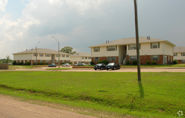 Building Photo - North Hills Apartments