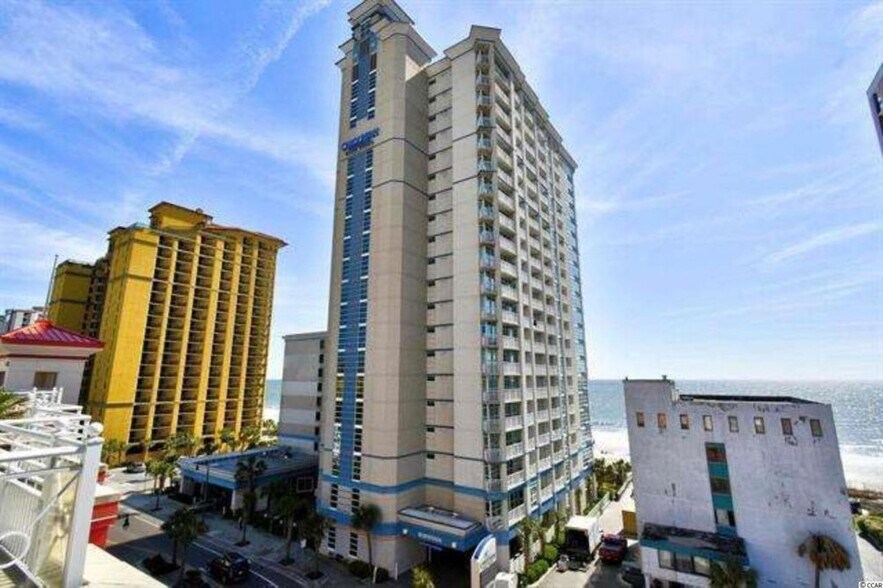 Building Photo - 2506 N Ocean Blvd