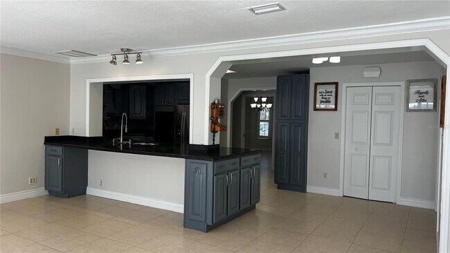 Building Photo - 8625 Vista Shores Ct