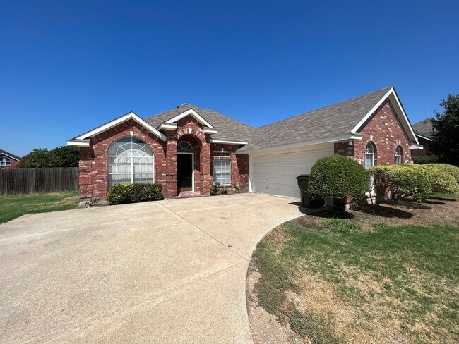 Building Photo - 1141 Nickerson Ln
