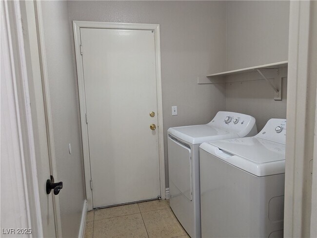 Building Photo - 5308 Wild Orchid St