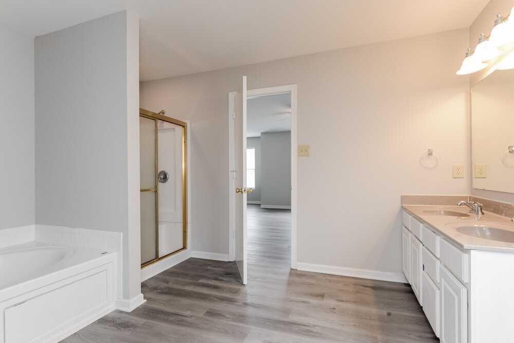 Building Photo - 1506 Bray Dr