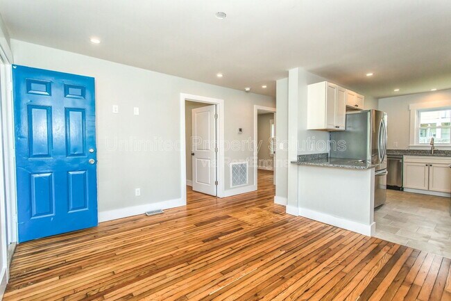 Building Photo - 1608 Bonito Ln