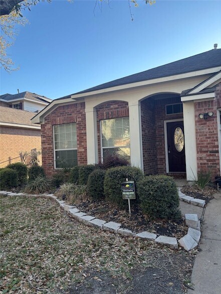 Building Photo - 10715 Lyndon Meadows Dr