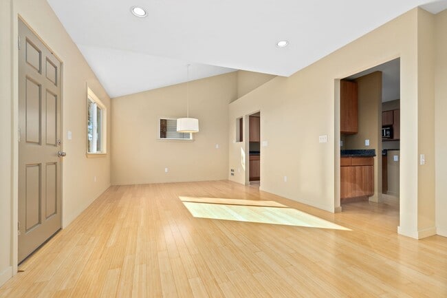 Building Photo - Big Brilliant Greenwood Home: 87th and Linden