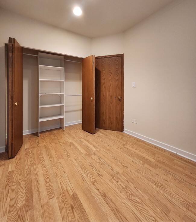 Building Photo - 1504 N Dearborn Pkwy