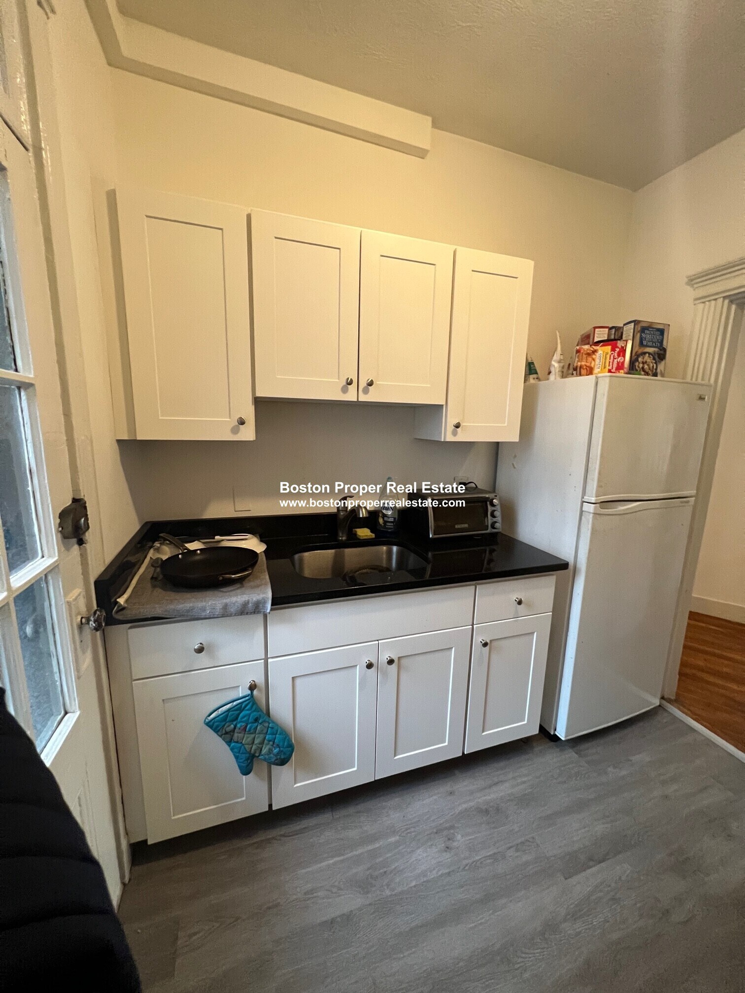 Building Photo - 60 Charlesgate E