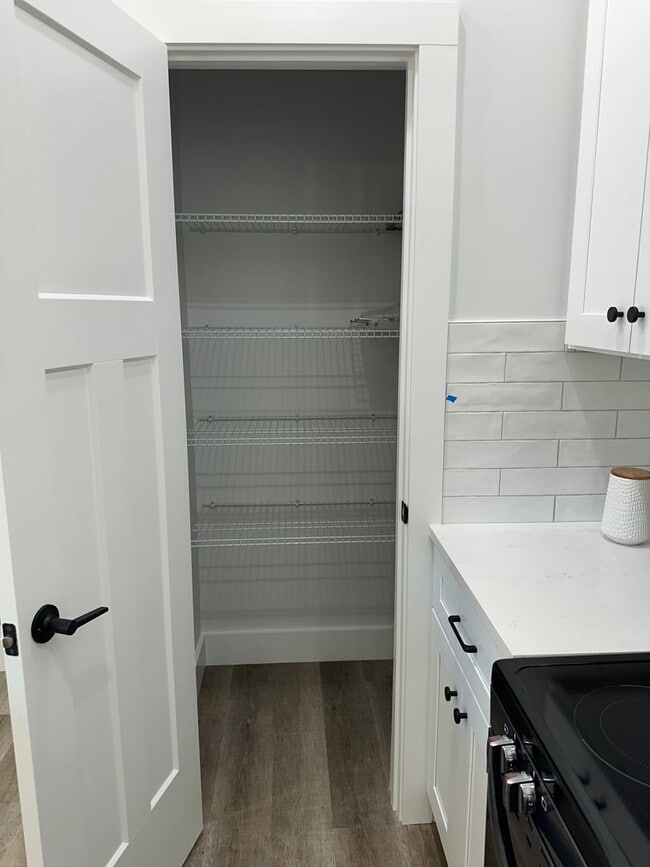 Building Photo - Beautiful Home for Rent – Modern Comforts ...