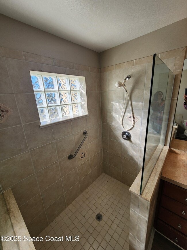 Building Photo - 1244 Lynne Dr