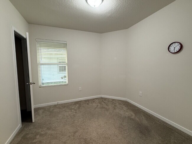 Building Photo - Cagan Crossings 3BR Home Available Now