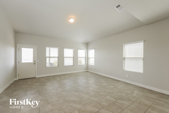 Building Photo - 1154 Ranch Falls