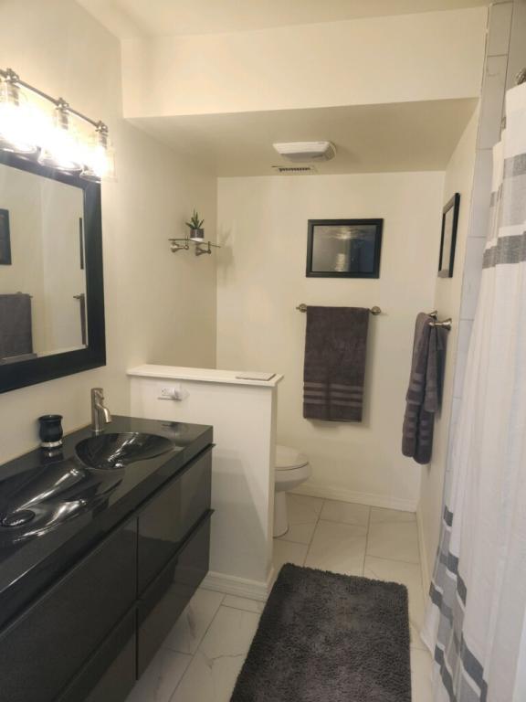 Building Photo - 7200 US-1