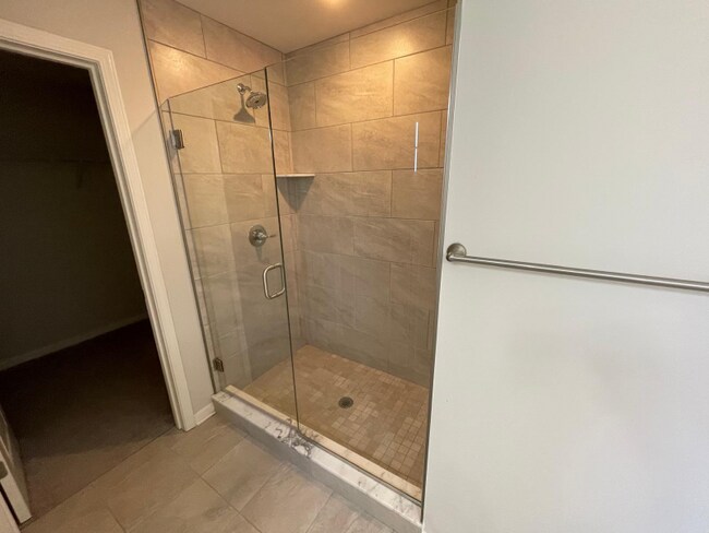 Building Photo - 118 Belden Trl
