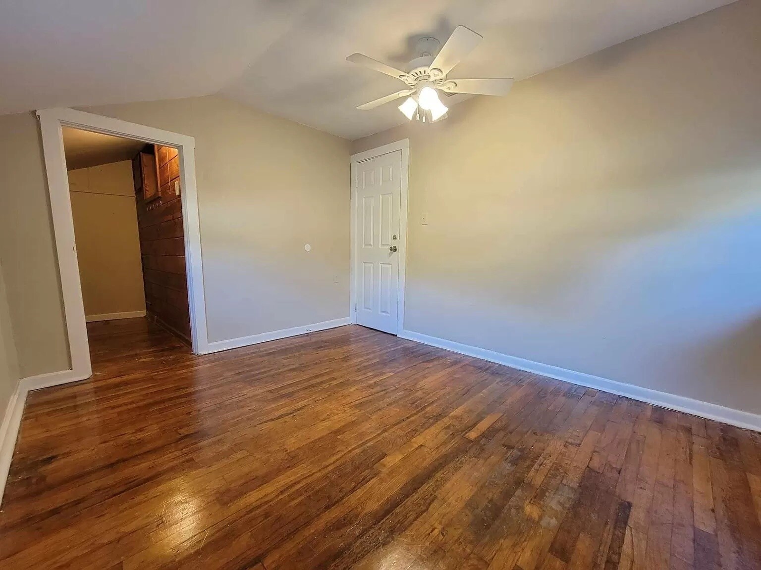 Building Photo - 253 Lovelace Dr