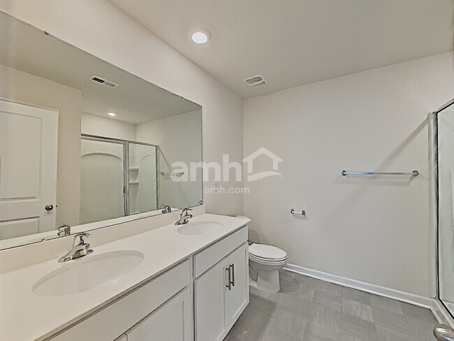 Building Photo - 3321 Oak Tree Trail