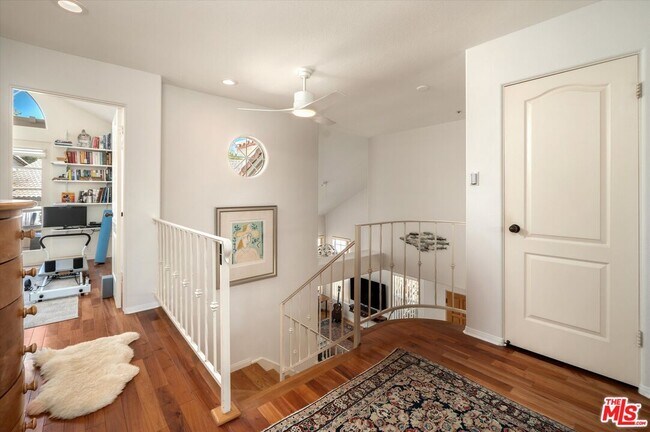 Building Photo - 1256 Cravens Ln