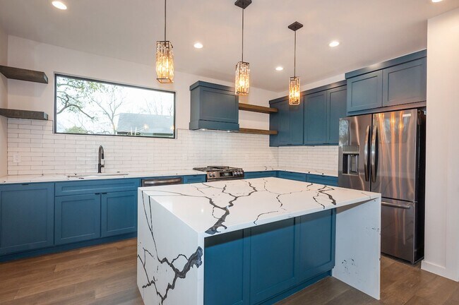 Building Photo - Modern, Updated, South Austin Two Story