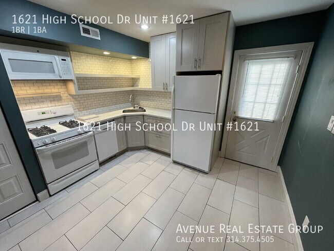 Building Photo - 1621 High School Dr