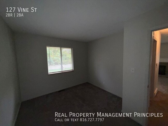 Building Photo - 127 Vine St