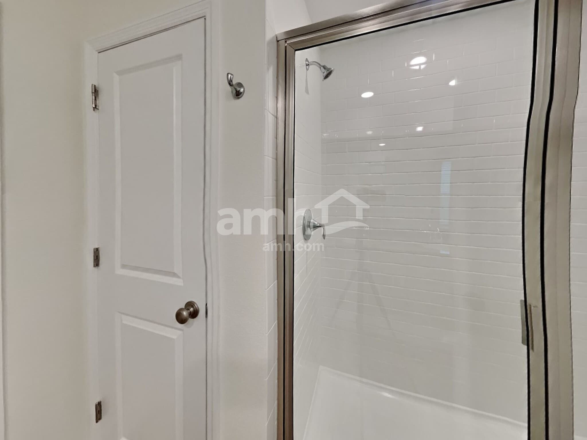 Building Photo - 27192 St Andrews Ave