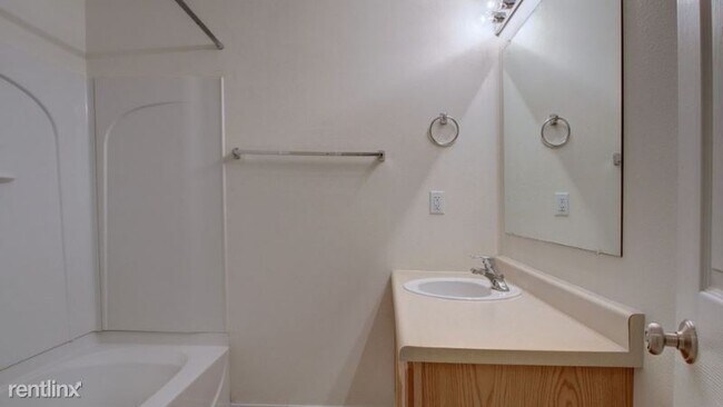 Building Photo - 10065 William Jones Cir