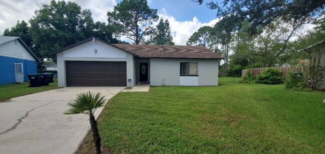 Building Photo - 2-Bedroom, 2-Bathroom Home, Orlando/Waterf...