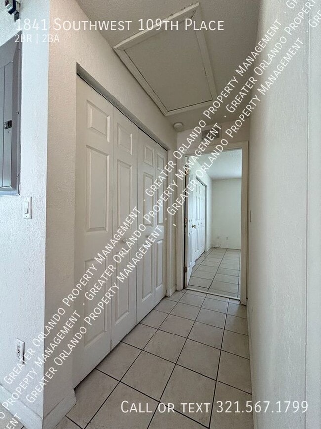 Building Photo - 1841 SW 109th Pl