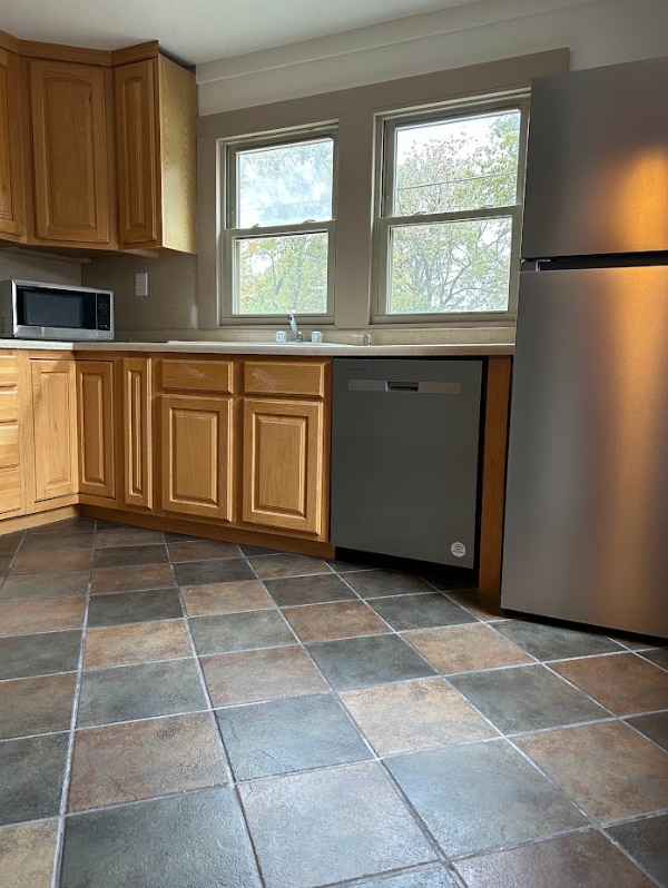 Building Photo - 1402 Warren St