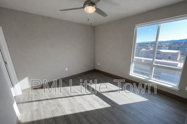 Building Photo - 12983 W Ida Ave