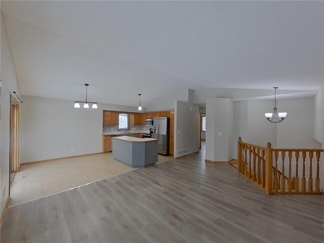 Building Photo - 14885 Crandall Ave.