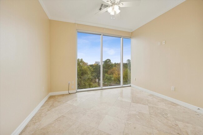 Building Photo - 2515 Washington Ave