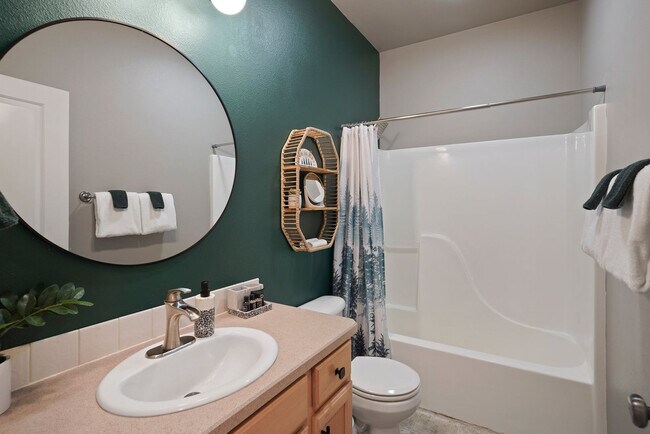 Building Photo - 20657 Beaumont Dr