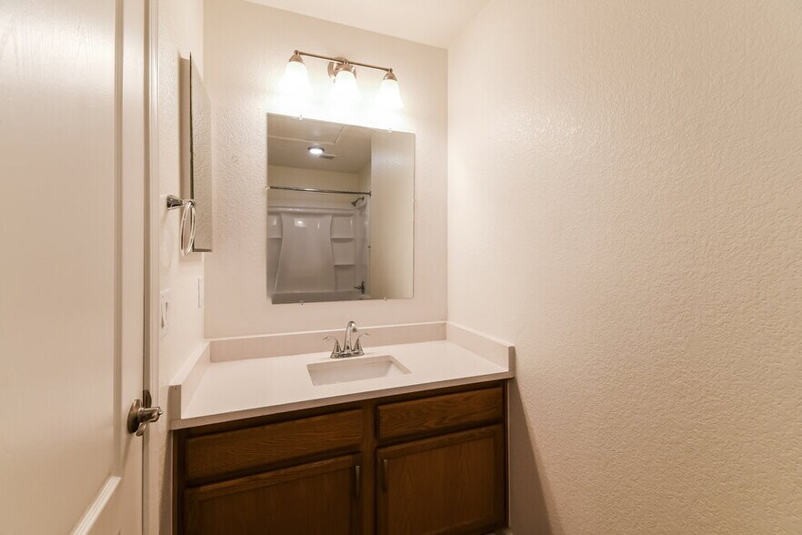 Building Photo - 4126 E Citrine Rd
